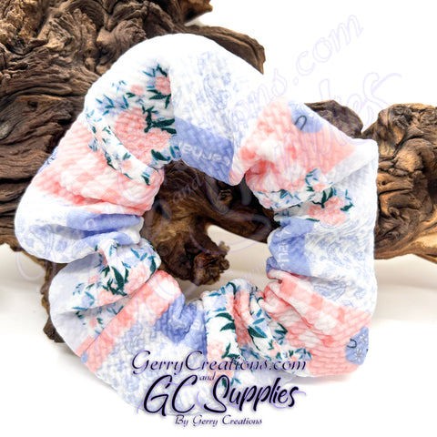 Scrunchie - pastel pinks and blues